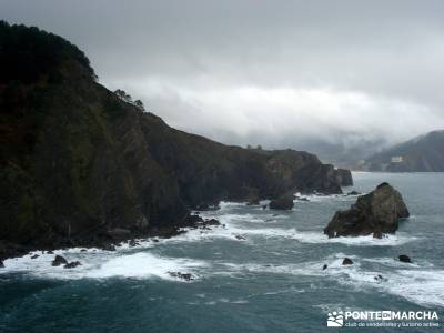 Reserva de la Biosfera Urdaibai - San Juan de Gaztelugatxe;catedral del senderismo material para sen